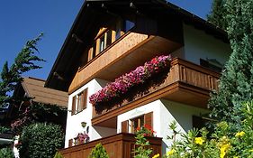 Haus Enzian